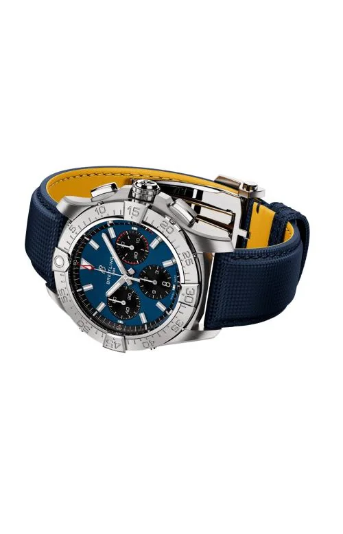 Avenger B01 Chronograph 42 4