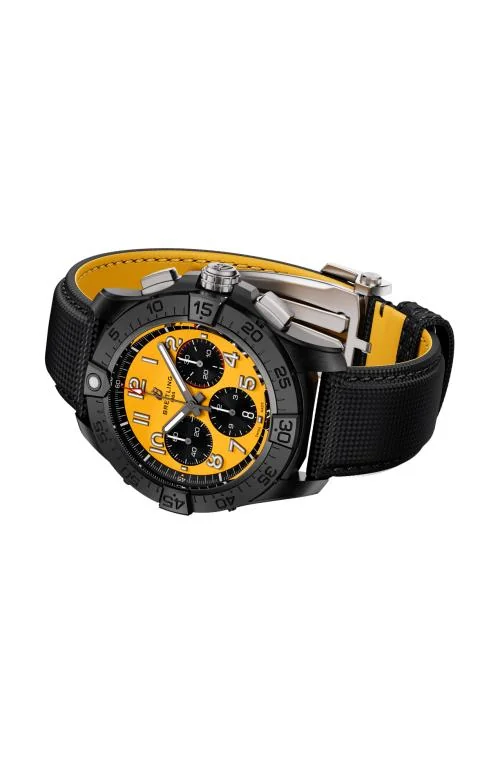 Avenger B01 Chronograph 44 Night 3