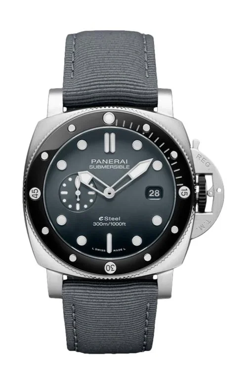 Submersible Quarantaquattro Esteel™ Grigio