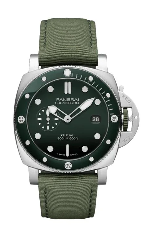 Submersible Quarantaquattro Esteel™ Verde